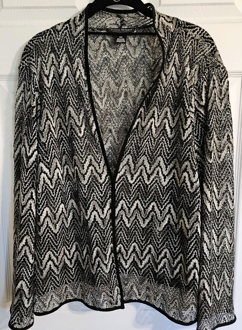 Jessica Howard Women's Size- 24W Plus Chevron Lace Jacket